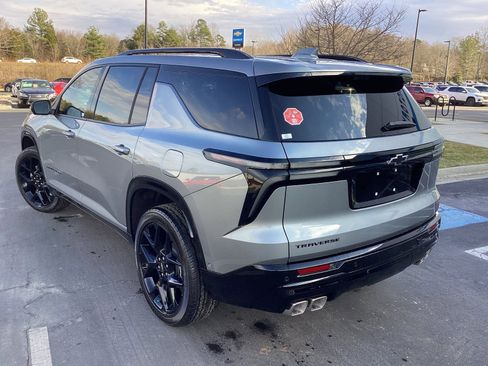 New 2026 Chevrolet Traverse RS FWD image 2