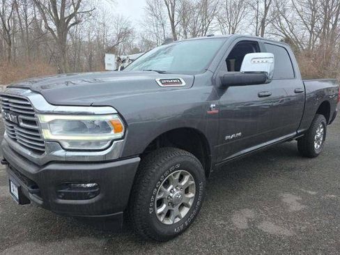 Used 2024 RAM 2500 Laramie AWD/4WD image 1