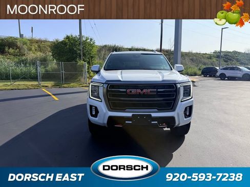 Used 2023 GMC Yukon XL AT4 w/ AT4 Premium Package AWD/4WD image 3
