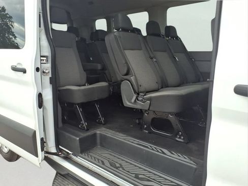 Used 2024 Ford Transit 350 XLT RWD image 9