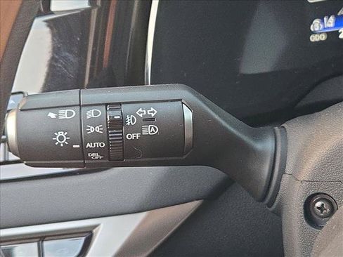 Used 2024 Lexus RX 350 Premium w/ Accessory Package (Z1) FWD image 14