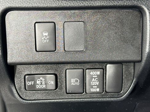 Certified 2021 Toyota Tacoma TRD Off-Road w/ TRD Premium Off Road Package AWD/4WD image 15