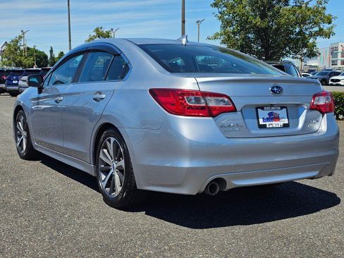 Used 2016 Subaru Legacy 2.5i Limited AWD/4WD image 5