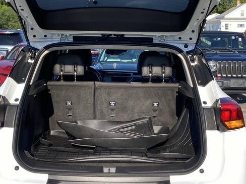Used 2020 Buick Encore GX Preferred w/ Cold Weather Comfort Package FWD image 5