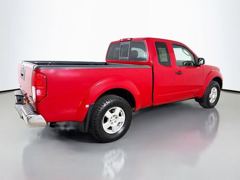 Used 2007 Nissan Frontier SE w/ SE Value Truck Pkg AWD/4WD image 8