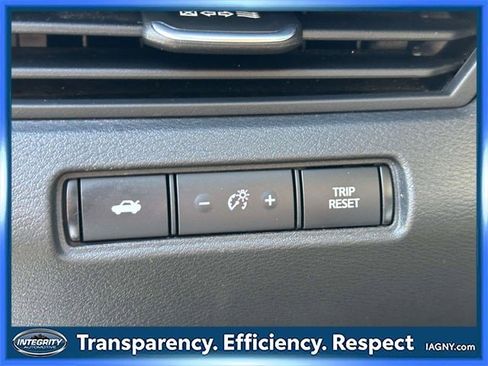 Certified 2022 Nissan Altima 2.5 SV image 19