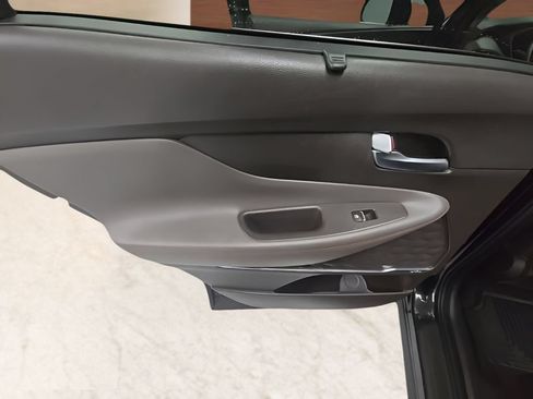 Used 2020 Hyundai Santa Fe SEL w/ Convenience + Premium Package FWD image 15