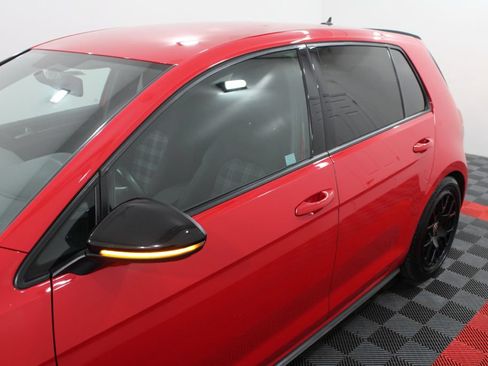 Used 2017 Volkswagen GTI Sport FWD image 8