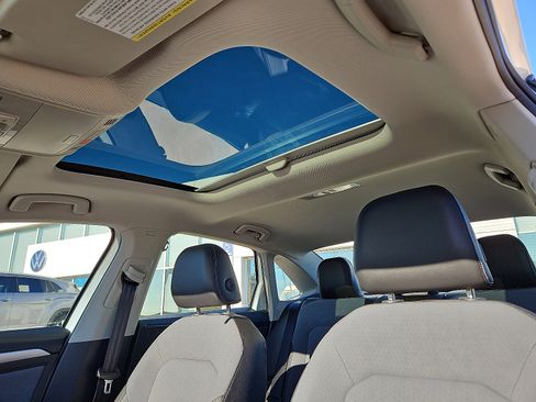 New 2026 Volkswagen Jetta SE image 11