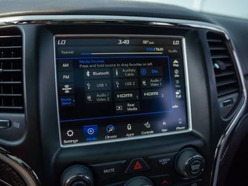 Used 2018 Jeep Grand Cherokee Trackhawk AWD/4WD image 19