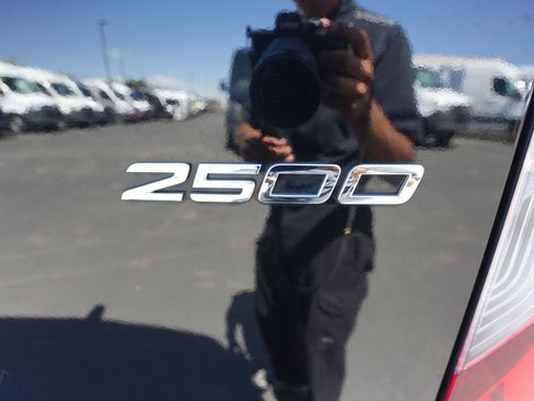 Used 2025 Mercedes-Benz Sprinter 2500 image 19