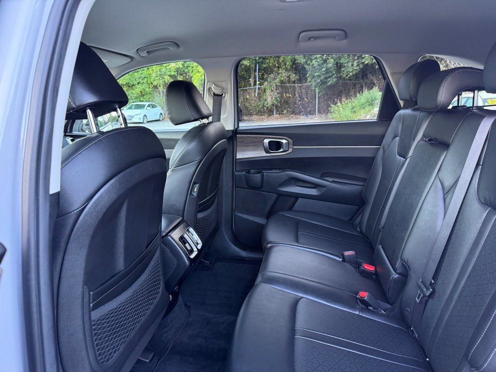 Used 2022 Kia Sorento S AWD/4WD image 39