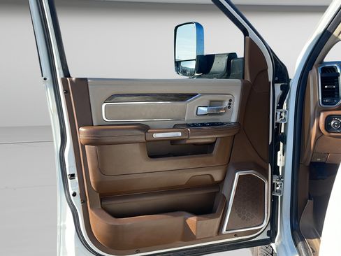 Used 2019 RAM 2500 Laramie image 23