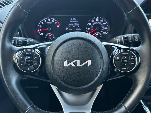 Used 2022 Kia Soul GT-Line FWD image 23