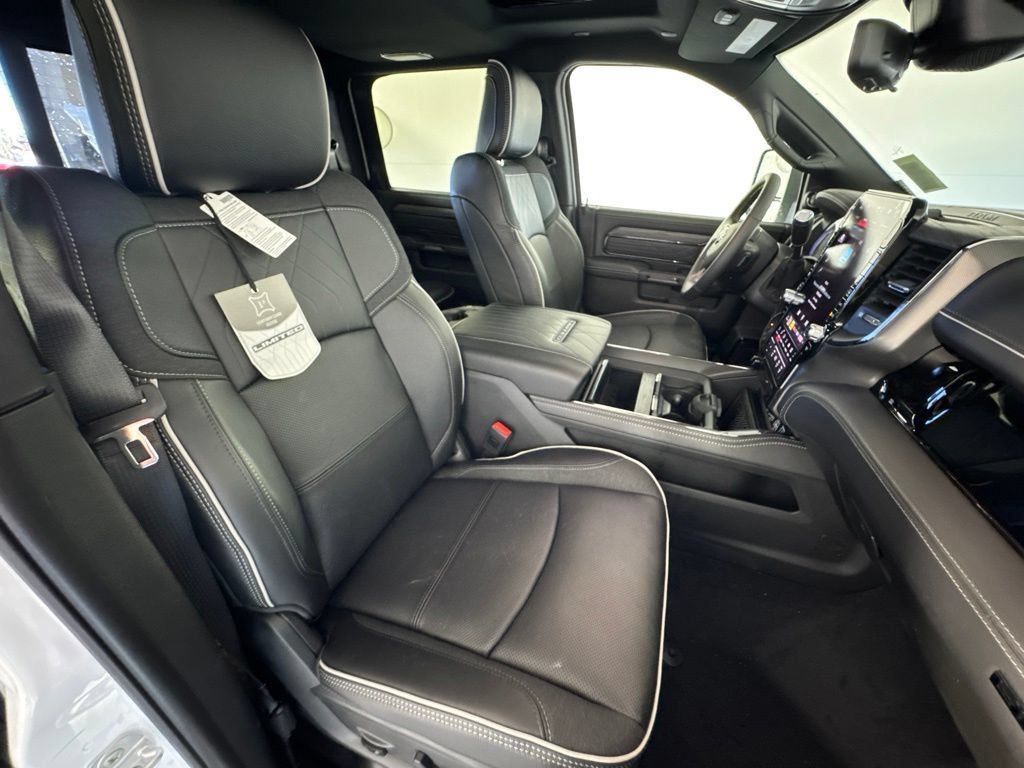 New 2027 RAM 2500 Limited AWD/4WD image 35