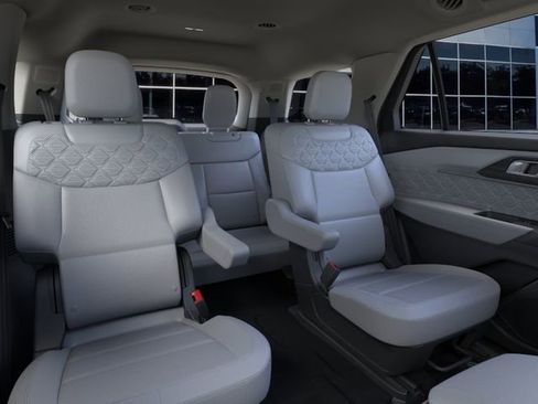 New 2026 Ford Explorer Platinum AWD/4WD image 14