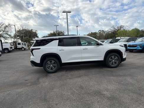 New 2026 Chevrolet Traverse LT w/ Driver Confidence Package image 15