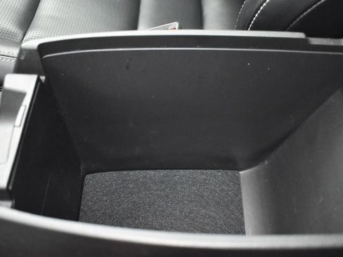 Used 2024 Ford Escape Platinum image 37