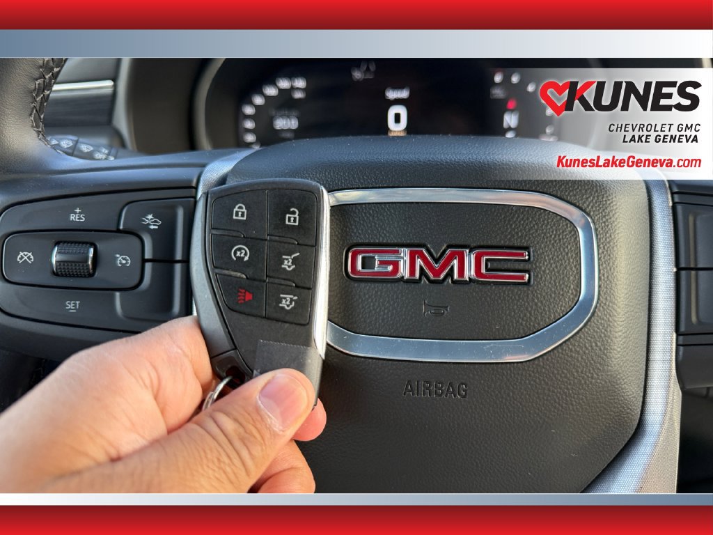 Used 2024 GMC Yukon SLT AWD/4WD image 44