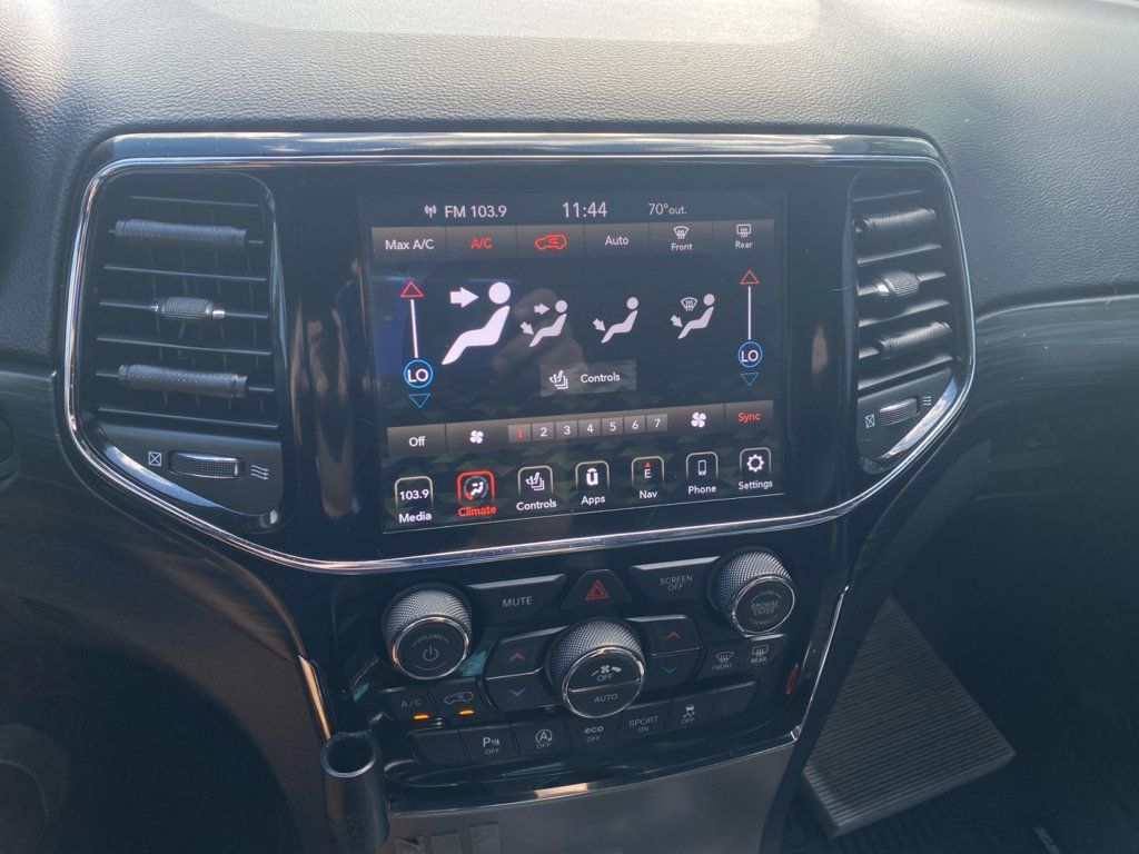 Used 2020 Jeep Grand Cherokee Altitude AWD/4WD image 27
