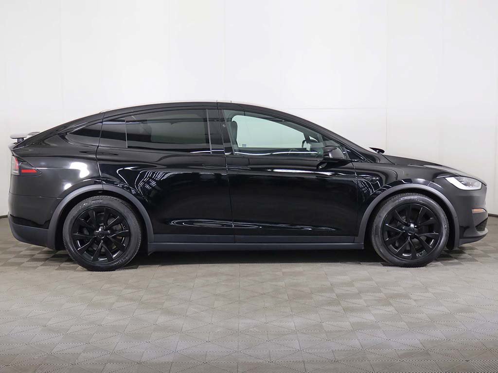 Used 2023 Tesla Model X AWD/4WD image 21