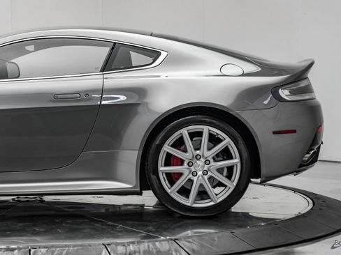 Used 2014 Aston Martin V8 Vantage S RWD image 11