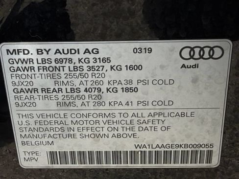 Used 2019 Audi e-tron Premium Plus AWD/4WD image 27