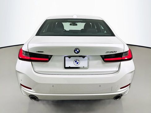Used 2026 BMW 330i xDrive Sedan w/ Premium Package AWD/4WD image 6