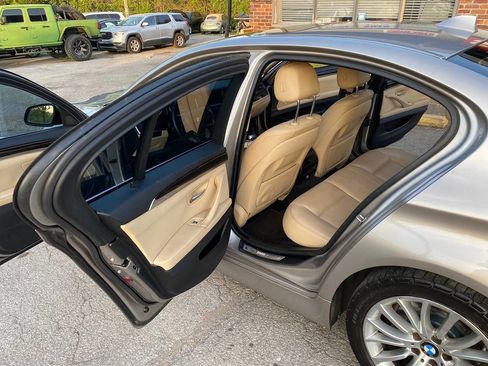 Used 2016 BMW 528i Sedan image 12