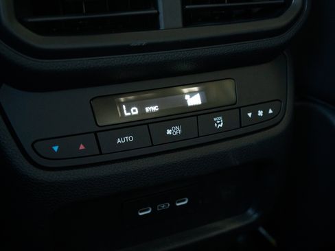 Certified 2025 Honda Pilot Touring image 44