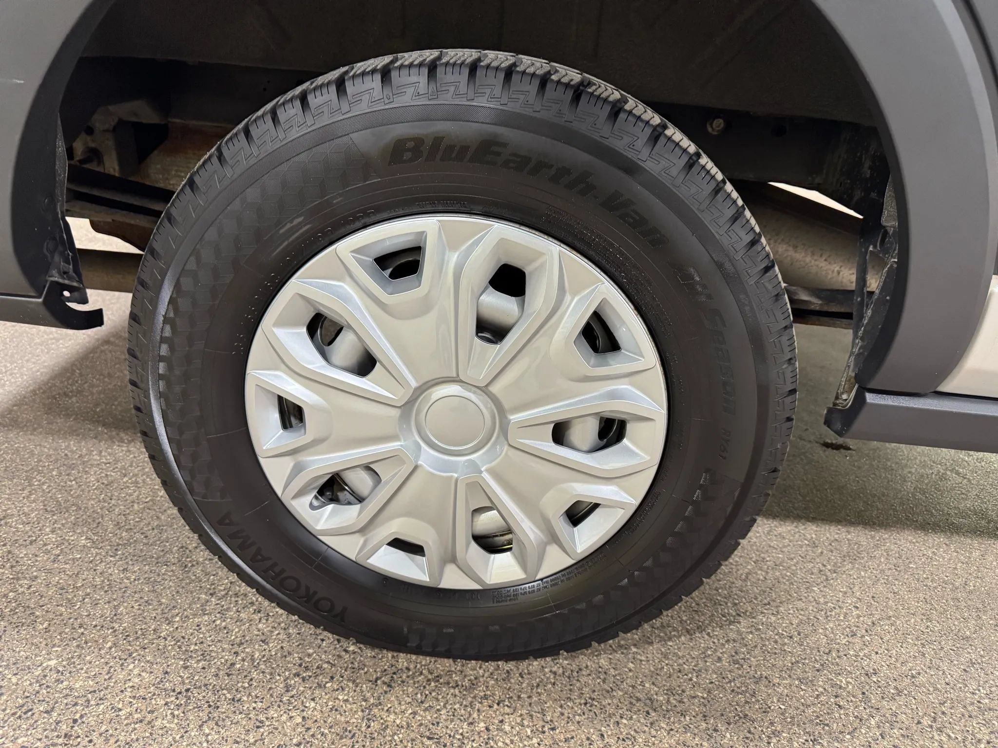 Used 2015 Ford Transit 350 148 Medium Roof RWD image 63