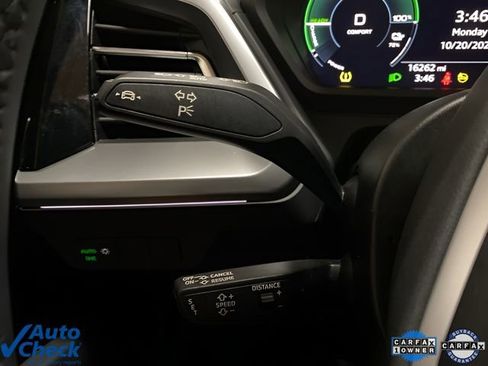 Used 2024 Audi Q4 e-tron Premium image 31