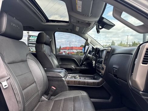 Used 2015 GMC Sierra 3500 Denali w/ Duramax Plus Package AWD/4WD image 17