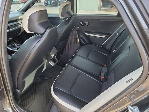 Used 2025 Kia K4 GT-Line w/ GT-Line Premium Package image 11