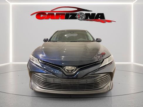 Used 2018 Toyota Camry LE image 8