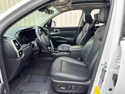 Used 2022 Kia Sorento SX FWD image 16