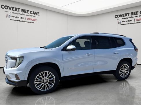 New 2026 GMC Acadia Denali w/ Super Cruise Package image 4