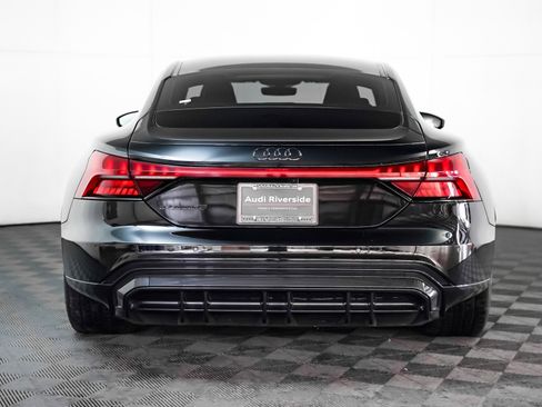 Used 2024 Audi e-tron GT Premium Plus image 12