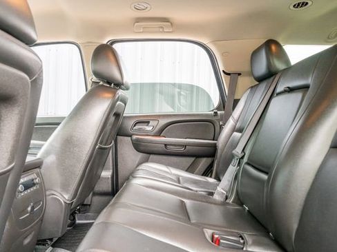 Used 2014 GMC Yukon SLT AWD/4WD image 33