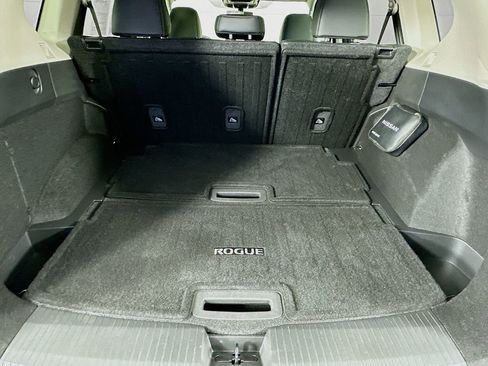 Certified 2023 Nissan Rogue SL w/ SL Premium Package image 37
