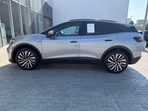 Used 2024 Volkswagen ID.4 Pro AWD/4WD image 3