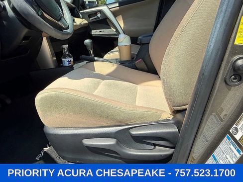 Used 2014 Toyota RAV4 XLE AWD/4WD image 12