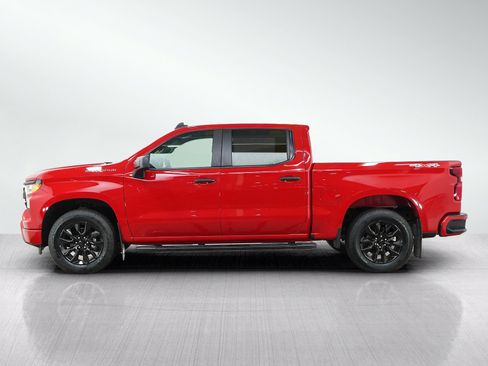 Used 2022 Chevrolet Silverado 1500 Custom AWD/4WD image 2