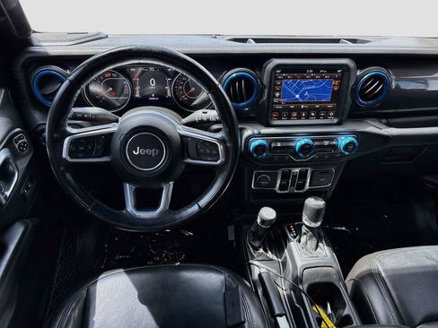 Used 2021 Jeep Wrangler Unlimited Sahara AWD/4WD image 21