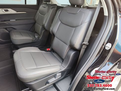 New 2025 Ford Explorer Active w/ Active Comfort Package image 17