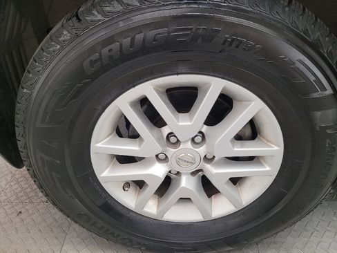 Used 2014 Nissan Frontier SV w/ SV Value Truck Package RWD image 31