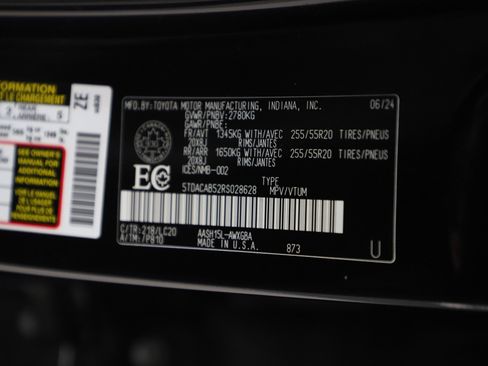 Used 2024 Toyota Grand Highlander Limited image 33