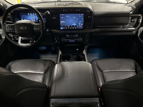 Used 2023 Ford F250 Lariat w/ Sport Appearance Package AWD/4WD image 10