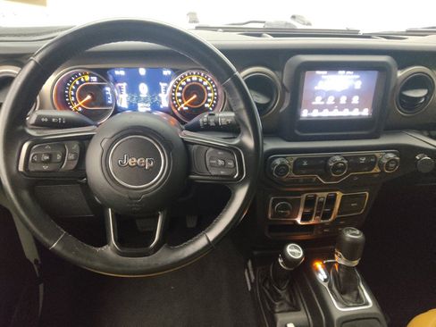 Used 2018 Jeep Wrangler Unlimited Sport S AWD/4WD image 22