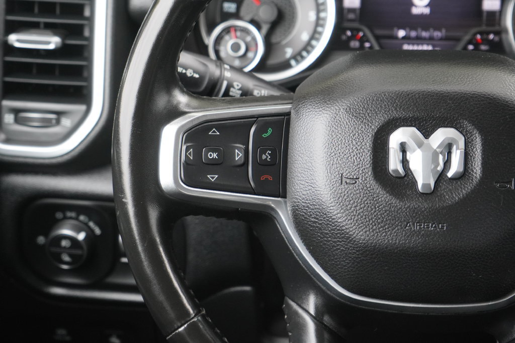 Used 2021 RAM 1500 Laramie AWD/4WD image 16